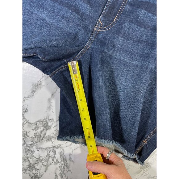 M Jeans By Maurices Womens Classic Bermuda Shorts 24W Original Fit Mid Rise - Picture 5 of 6